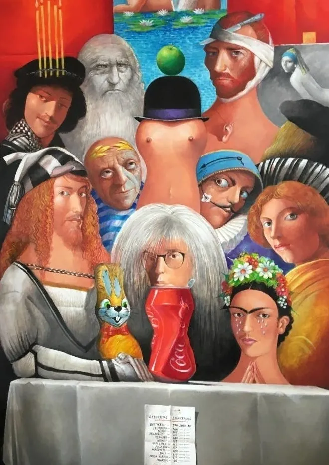 Farbenfrohes Gemälde mit 9 Gesichtern aus dem Surrealismus.